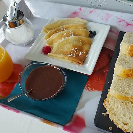 Nocleg ze śniadaniem Dream Cube & *